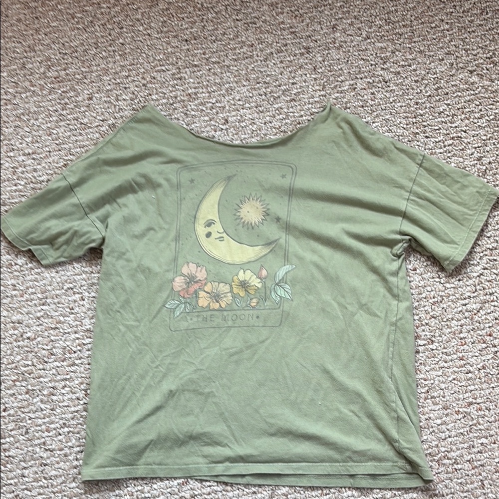 Green Graphic Tee with Moon and Flowers